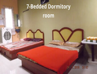 comfortable big family room resort near mumbai 